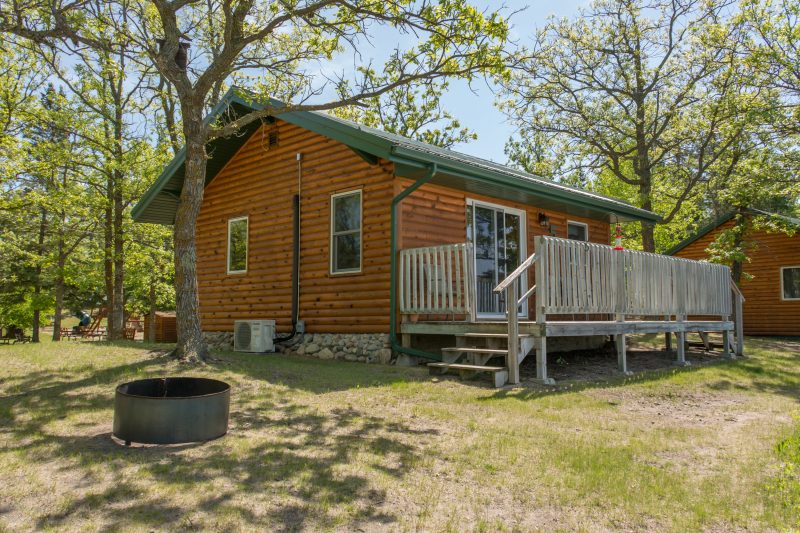 Cabin 5 Bear Paw Resort