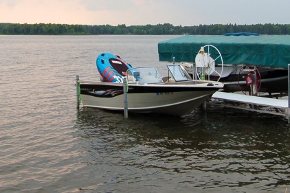 3000# Motorized Boat Lift