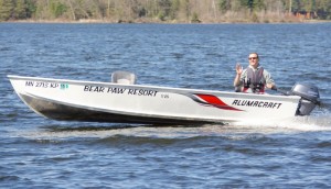 16ft Alumacraft 15 hp fishing boat